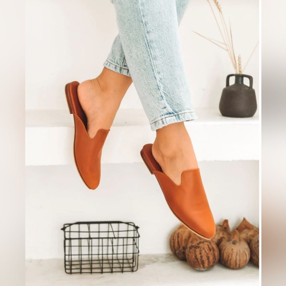 Liberte Leather Preppy Academia Quiet Luxury Capsule French Chic Mules Flats 9
